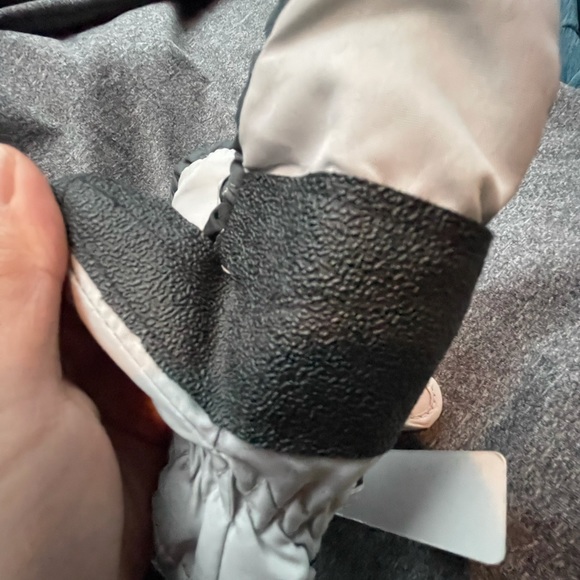 ATTAKID THINSULATE GRAY BLACK MITTENS KIDS - Picture 5 of 11